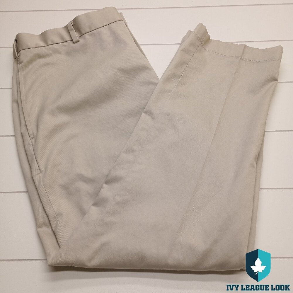 Brooks Brothers Advantage Chino Clark Fit W38 L30 Khaki Pants